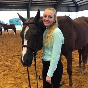 Meet your Posher, Danielle